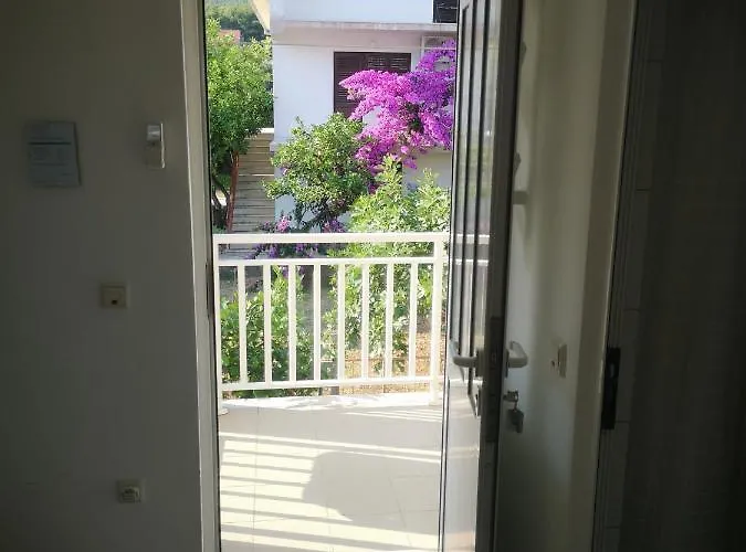 Peljeska Apartment *